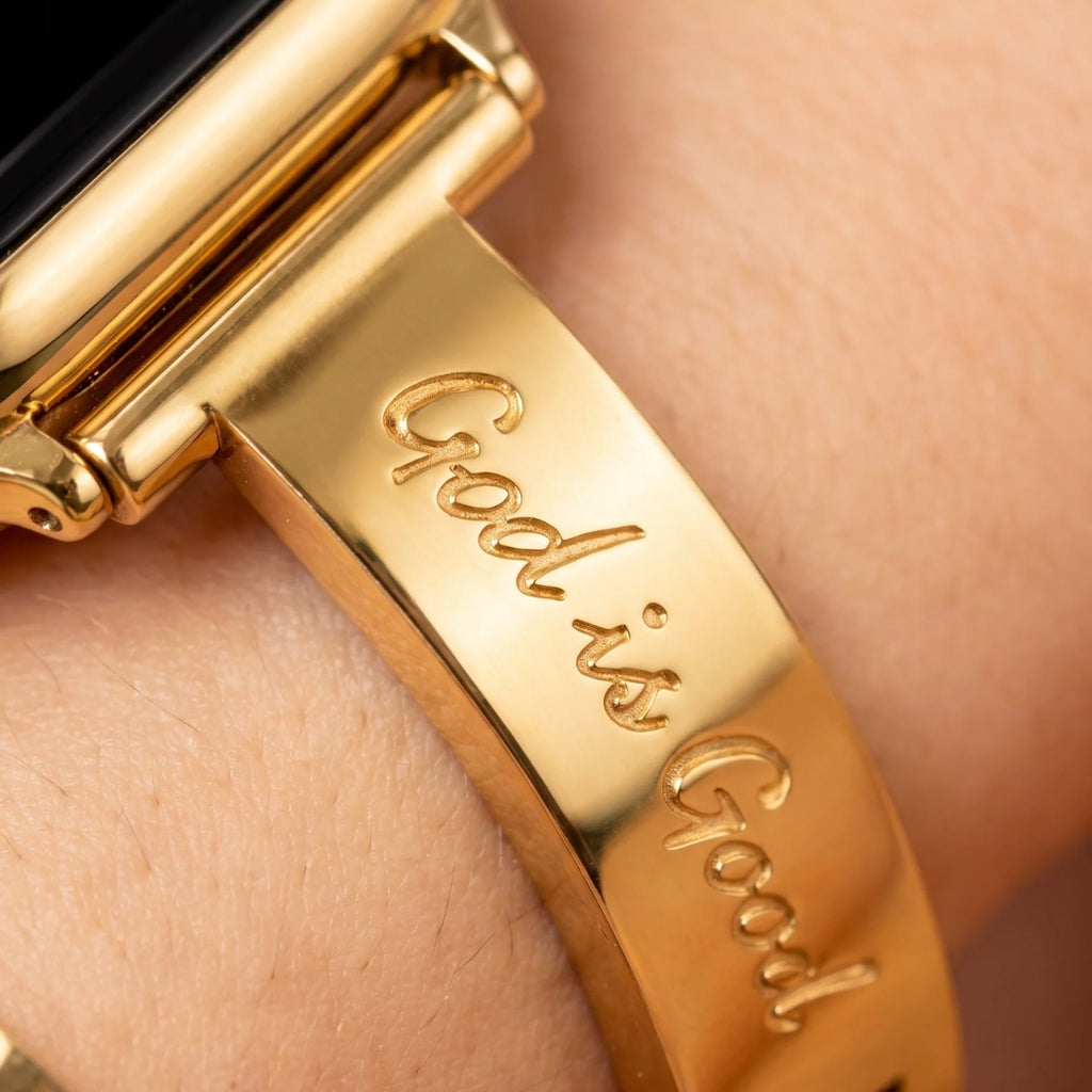 Fede Bangle Band in gold styled with bracelets